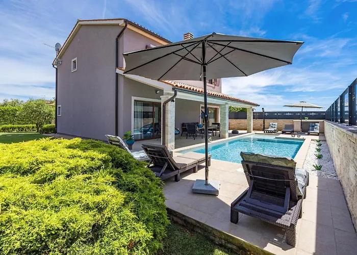 Будинок відпочинку Roma