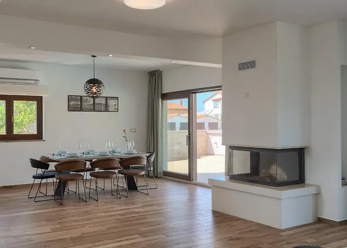 Будинок відпочинку Roma *